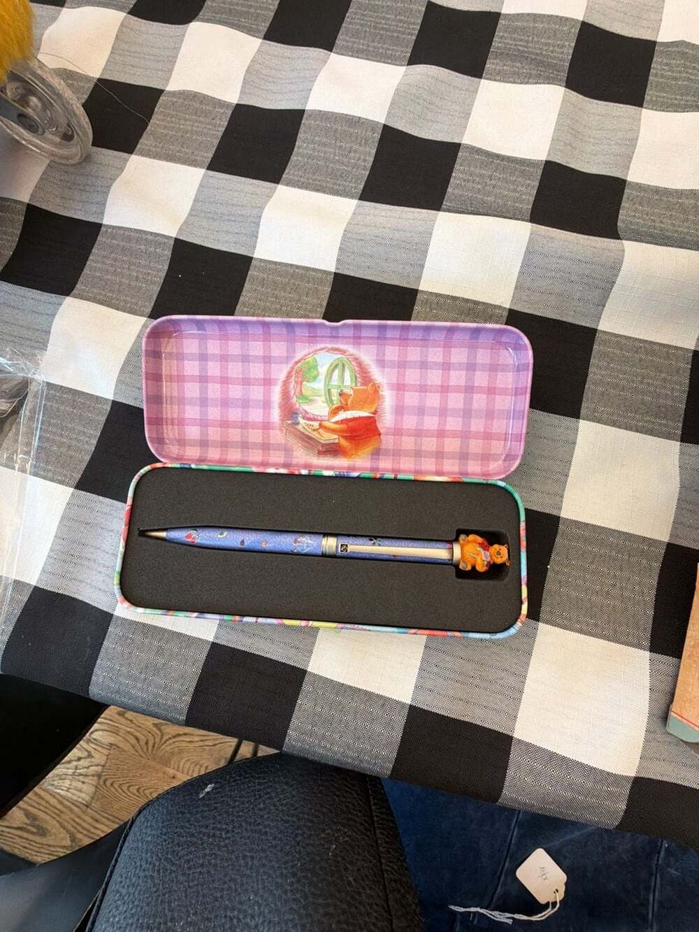 Vintage Disney Store Simply Pooh Figural Pen with Tin Case *broken ear*